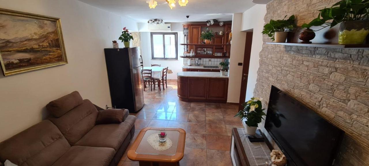 Izola City Center Apartment מראה חיצוני תמונה